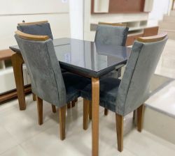 Mesa 4 CadeirasCinza Londrina MDF com vidro Tampo cinza e cadeiras cinza  1,20x0,80 